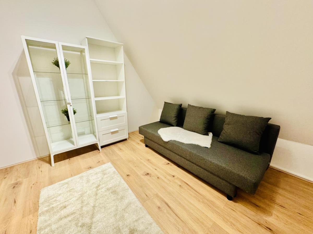 App Klabautermann, Direkt Am Alten Strom Rostock Exterior foto